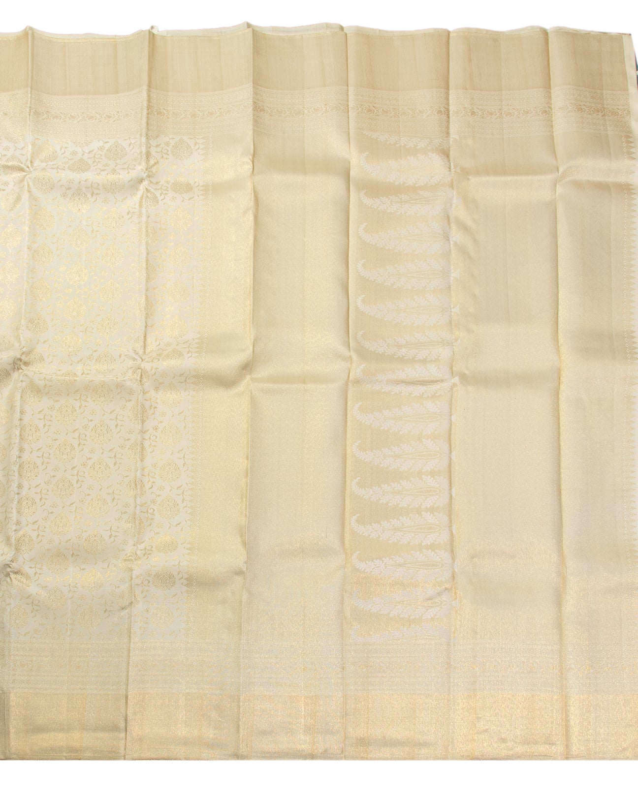 Milky Golden White Kanchipuram Silk Saree - swayamvara silks