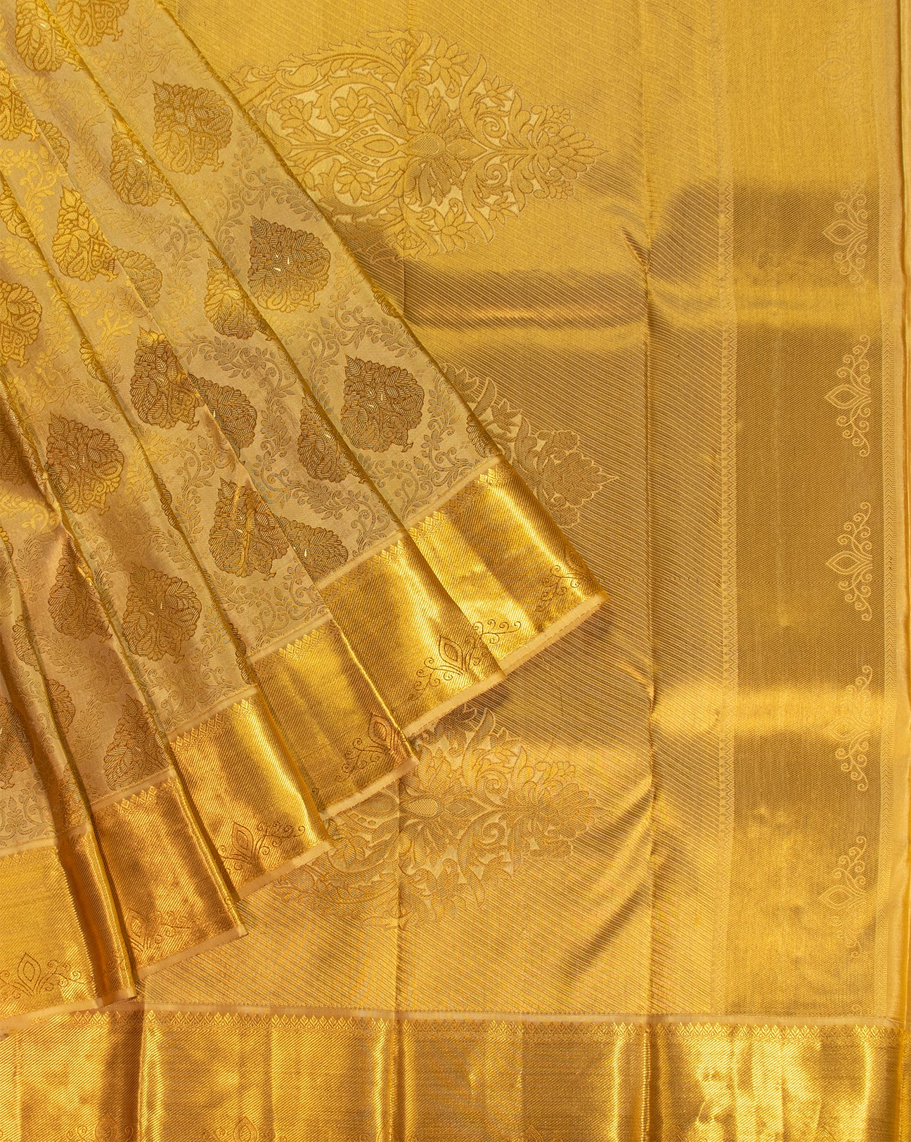 Gold Kanchipuram Silk Saree - swayamvara silks